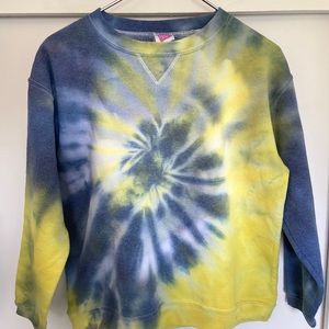 Women’s custom tie dye crewneck sweatshirt (S)